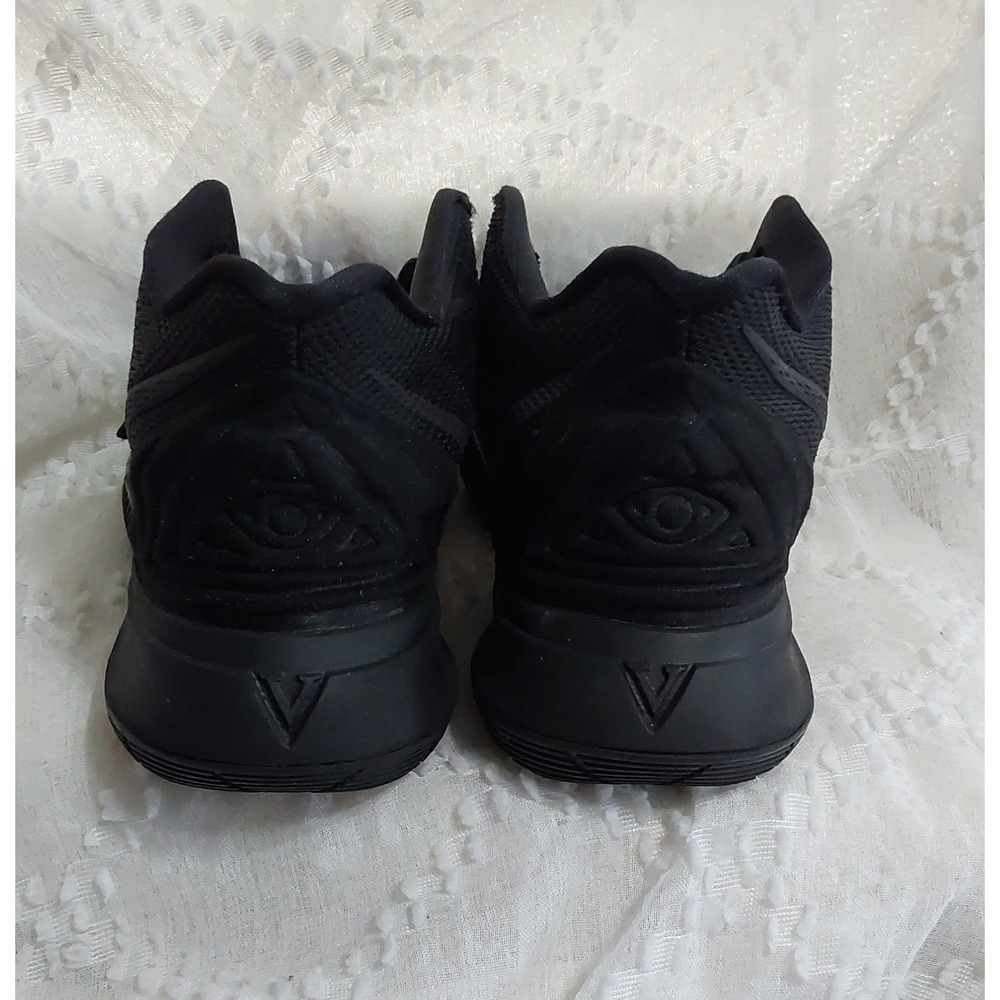 Nike Kyrie 5 Black Magic Basketball Shoes Mens 7.5 AO2918-00 - Picture 3 of 5